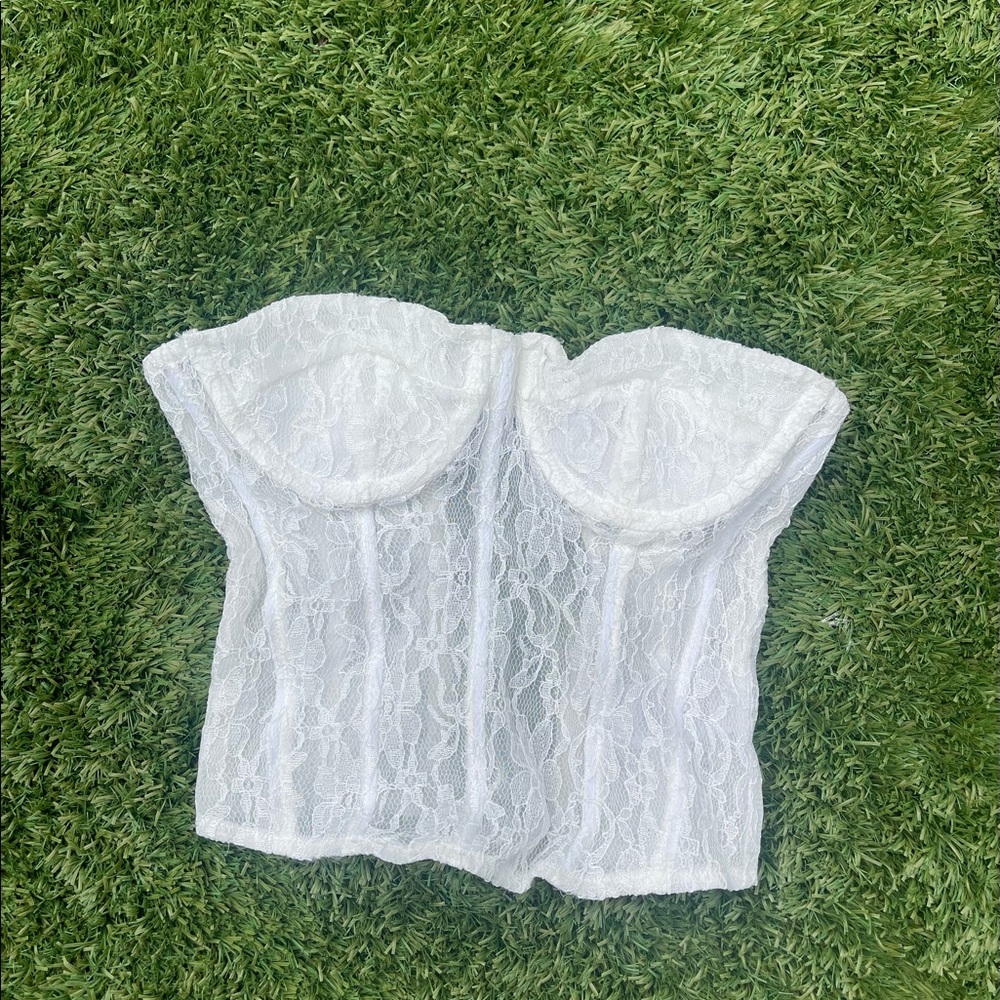 Corset top by Edikted